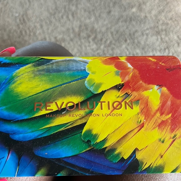 Makeup Revolution Other - Makeup revolution revolution eyeshadow palette